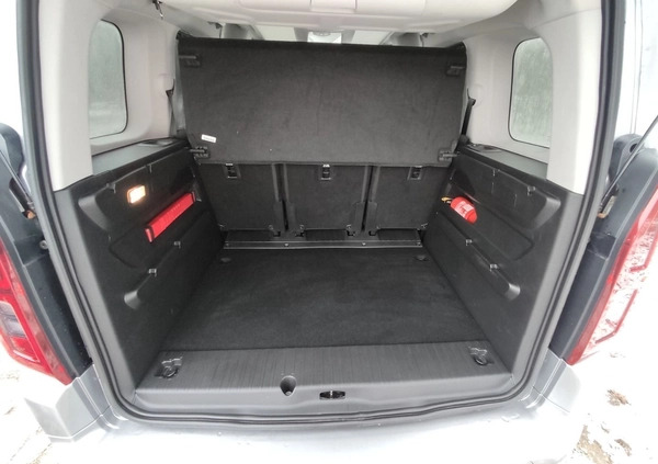 Toyota Proace City Verso cena 94900 przebieg: 90799, rok produkcji 2020 z Iłża małe 301